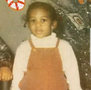 Meet your Posher, Delores